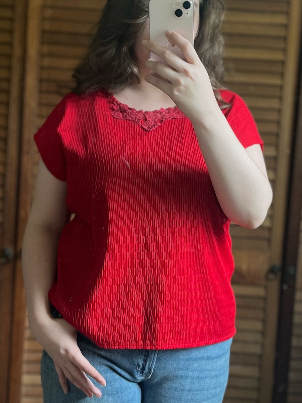 Women’s Red Short Sleeve Ribbed V-Neck Blouse with Lace Trim